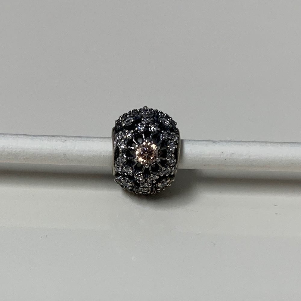 Authentic PANDORA Silver Charm - Inner Radiance